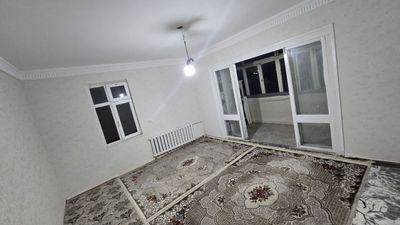 Нурафшон Тинчлик метро 1-2 хоналик уй узимники ижарага бераман