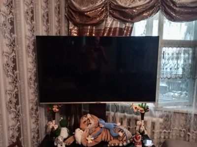 Телевизор смарт Shivaki, в отличном состоянии