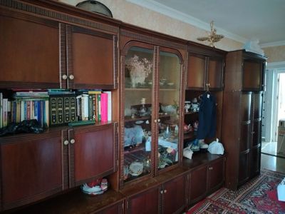 Мебиль стенка срочни сотилади