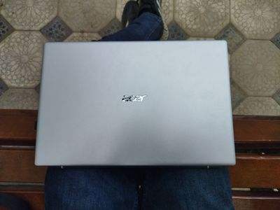 Noutbuk Acer swift3 8/512 R5