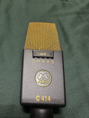 Профессиональный Студийный Микрофон AKG C-414 Xll