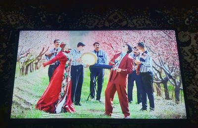 Artel 32 Smart tv Sotiladi
