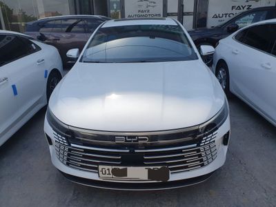 BYD.CHAZOR. 4-pozitsiya.120km. Yili 2023. Yurgani 72000. Narxi 19900