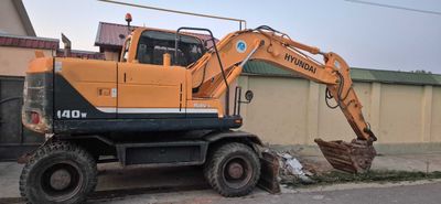 Экскаватор HYUNDAI ROBEX 140 W