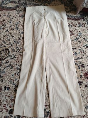 Shimlar ayollarniki 44razmer shim sotiladi