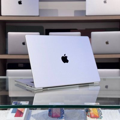 Macbook Pro M-1 Max