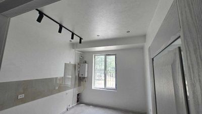 Kvartira lar sotiladi novostroyka 70m2 dan 2 ta