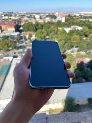 Oppo Reno 13 5G в полном комплекте