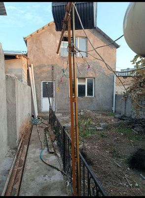 Дом 6 комнат 2 этажа 100м2 2,5 соток вьезд для авто метро технопарк