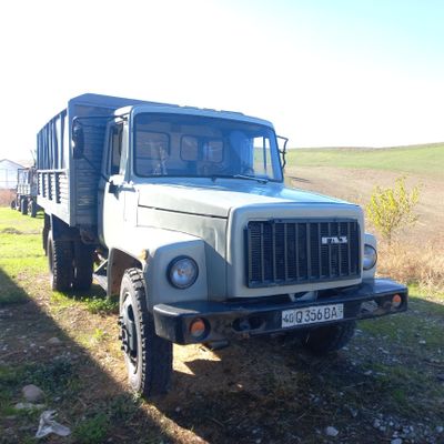 ГАЗ 53. 3309 Самасвол тез сотилади.