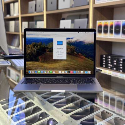 Macbook Pro 13 M1 Ideal