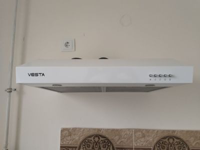 Вытяжка vesta белая