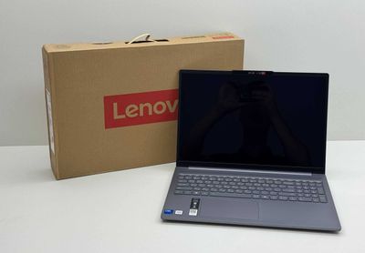 Lenovo Slim5 Intel Core7 240H/16GB DDR5/512GB SSD/16 inch OLED 120Hz
