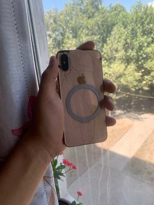 iPhone XS.