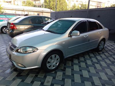Продам Gentra 2015 год