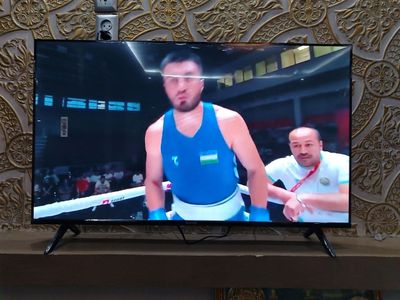 43 talik smart televizor yangi ishlatilmagan