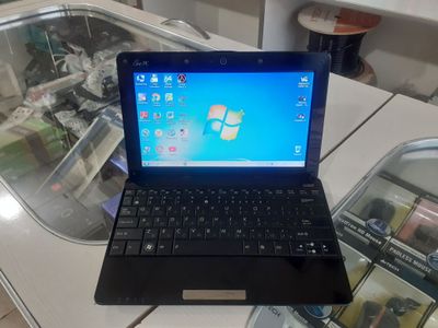 Нетбук Asus Eee Pc