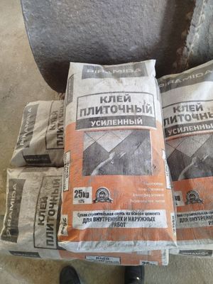 кафелний клей……..