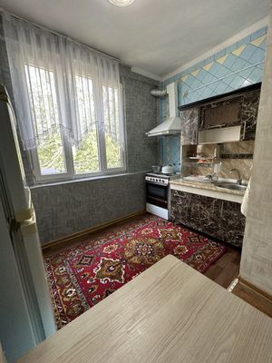Квартира студентларга