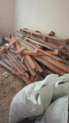 Пол, тахта сотилади. Киммат эмас Срочно