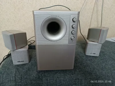 Microlab X2. Стерео колонки с сабвуфером для ПК.
