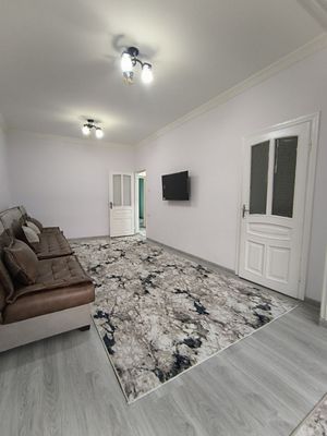 Arenda kvartira Yunusobod 11 kvartl 3 xona Oilaga