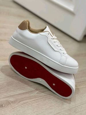 Louboutin uniseks