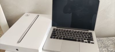 MacBook PRO. Модель А1502