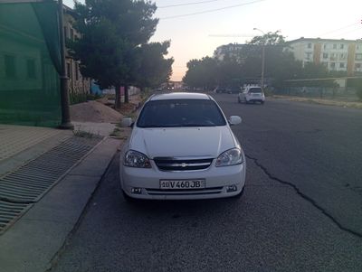 Срочно ласетти сотилади