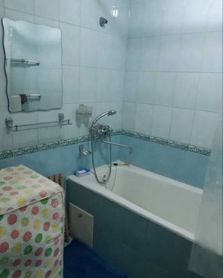 Юнусабад 19кв Аренда 4комн 3 этаж
