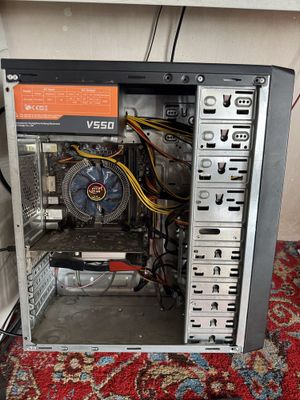 Keys kompitur i3 gtx 750 ti