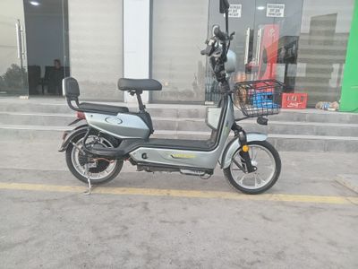 Skuter 60km yuradi