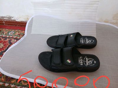 Erkaklar kojali tapochkasi 40 razmer