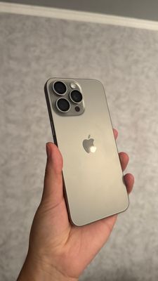 iPhone 15 pro max Natural