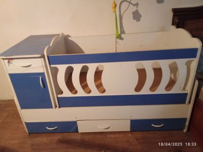 detskiy kravat lulka .  10 ta stul stoli bilan.