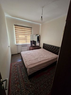 Sergeli 5 a 3 metro bekati 3 xona hamma sharoiti bor uzoq mudat oilaga