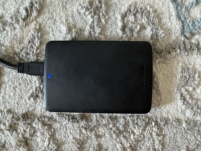 Продам внешний ж/д USB 3.0 1Tb Toshiba