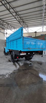 Зил Бартавой сотилади срочно