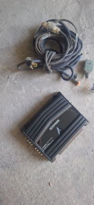 Продам уселител Kenwood 400 w с проводами состояние отличное
