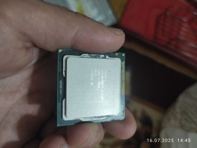 Процессор i3-2100 Intel core SR05C 3.10GHZ