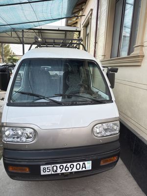 Damas sotiladi yangi