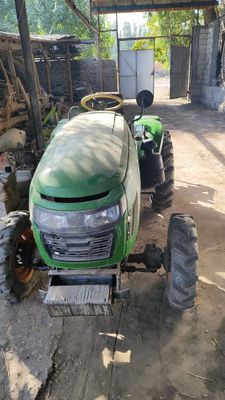 Mini traktor sotiladi