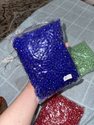 Продам бусины для рукоделия