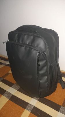 Ryukzak zamonaviy yangi