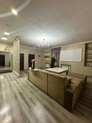 Сдаётся квартира 3х комнатный.