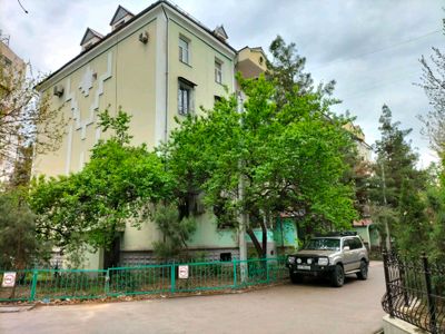 3 ком 260 м. метро Айбек