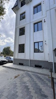 Сергели СУГДИЁНА МАХАЛЛА 2/1/3 Авторский ремонт 80 м² 63.000