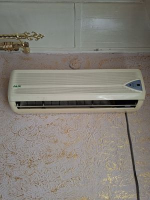 Бу kanditsaner sotiladi 9 tali