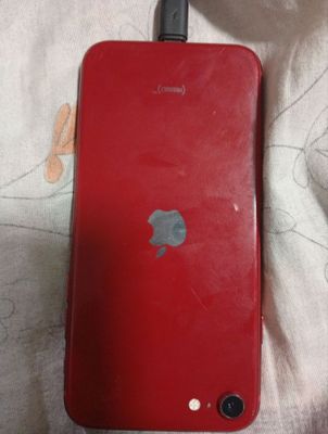 Iphone ce 3 2022 Yomks 77% Hamma narsa Arginal