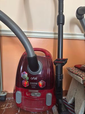 Artel VCC 0120 красного цвета